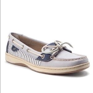 Sperry Boat Shoe in Blue